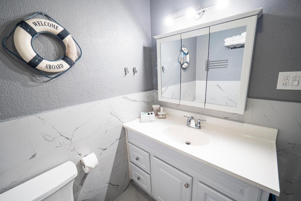 Key Colony Beach Newly Renovated 3Br2Ba Duplex With Private Dockヴィラ エクステリア 写真